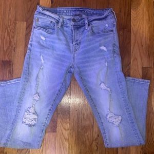 AMERICAN EAGLE distressed jeans size 30x30